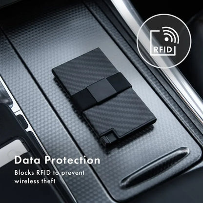 Sleek and Secure Aluminum Card Case for Men - European and American Style, Theft-Proof Design